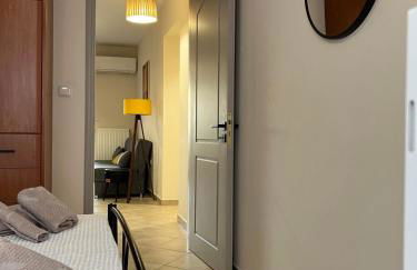 Demi DS, B2 - Photo 10