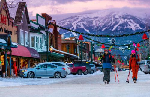 BEST Location, Large & Modern, Glacier Avails! - Foto 28