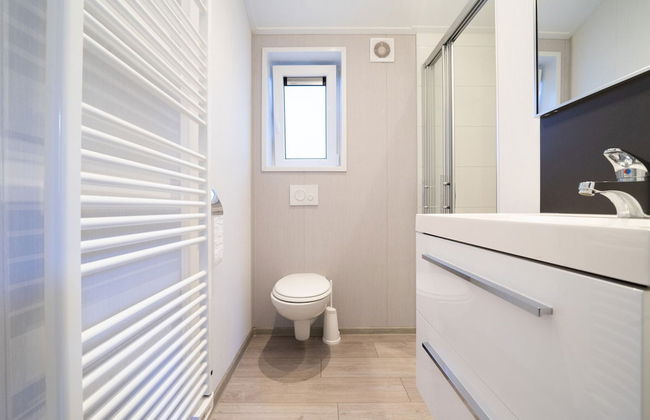 Admirable Chalet Near the River - Photo 11