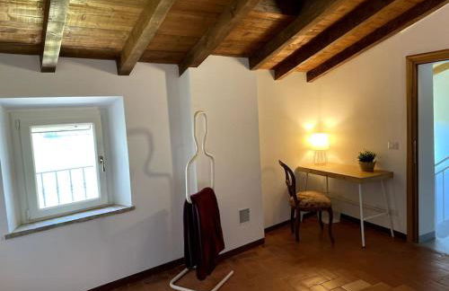 Alloggio con camino nel borgo del castello - Foto 25