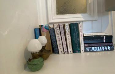 The Painter’s Retreat - Photo 28