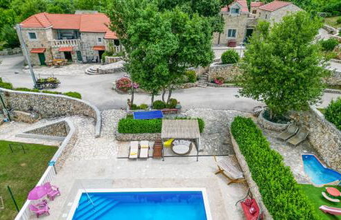 Seven-Bedroom Holiday Home In Dicmo - Photo 14