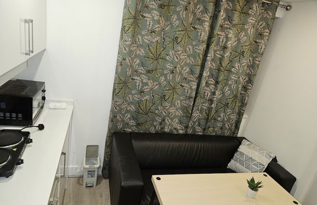 1 Bed Flat - Sleeps 2 - Parking - Garden - Foto 9