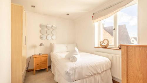 Spacious 6 Bedroom House in Maidenhead Windsor - Foto 4, towels