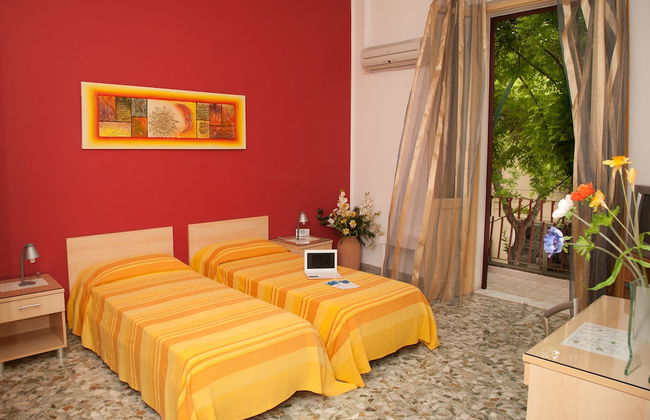 Actinia Accomodation - Photo 26