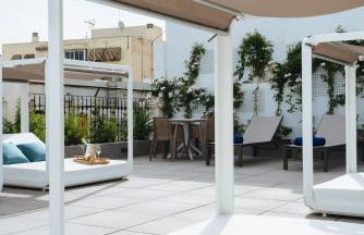 Guadalupe 15 by Magno Apartments - Photo 17