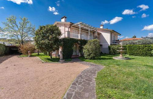 Ponte a Moriano Villa with Private Parking&Garden! - Foto 24