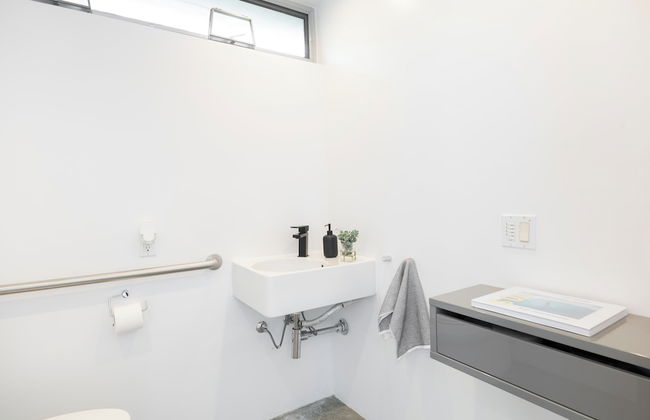 Venice View by Avantstay Walk to Venice Beach Rooftop, Ice Bath, Luxe Design - Foto 18