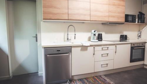 Grand appartement rénové, tout confort - Foto 2