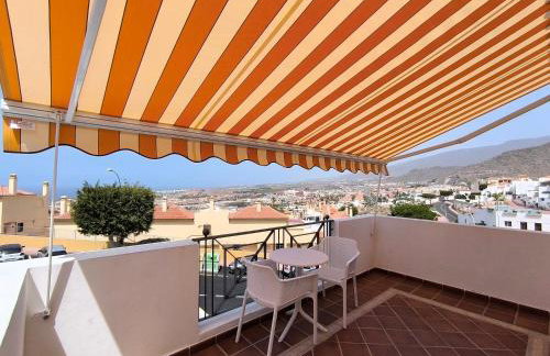 BEAUTIFUL VILLA - 4 bedrooms, heated pool, 2 priv car park places, fibre net, PS5, tv channels - Foto 15