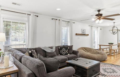 The Given House - Modern Midtown Stay - Foto 41