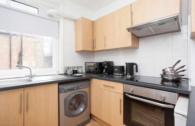 Basic Apartment for Two Amazing Location - Foto 6