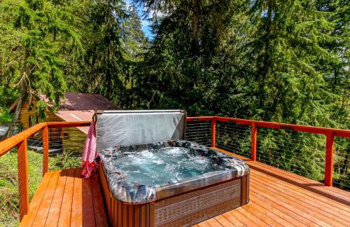 Tranquil and Private 2 Bedroom Cabin with Hot Tub - Foto 4