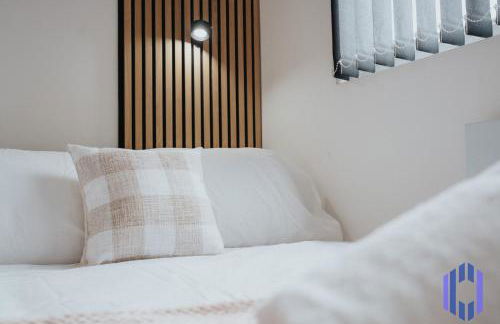 Scandi Loft Style Apartment - Sleeps 6 - near Manchester Airport - Foto 24