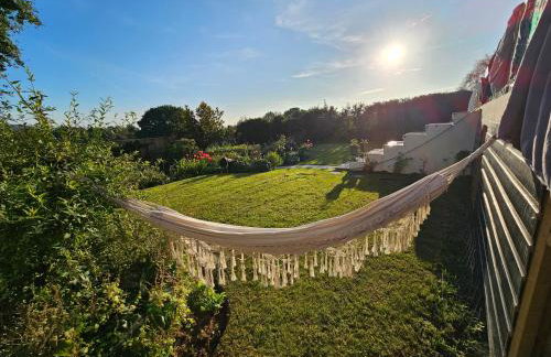 Large house with pool only 15 mins from the beach - Foto 37