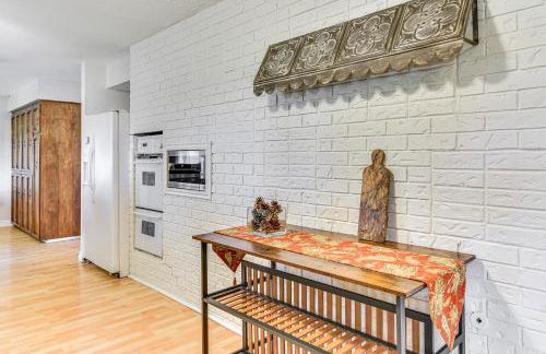 6 Mi to Downtown Vancouver Peaceful Home with Deck - Foto 9