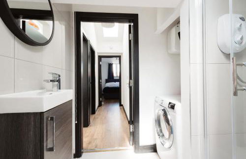 Two Bedroom Executive Pad by Traboule Properties Ltd - Foto 8