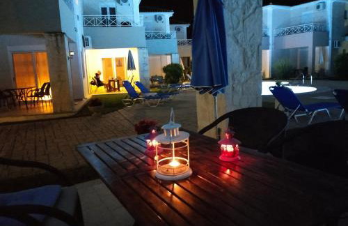 Kalamaki Court Villas - Foto 10