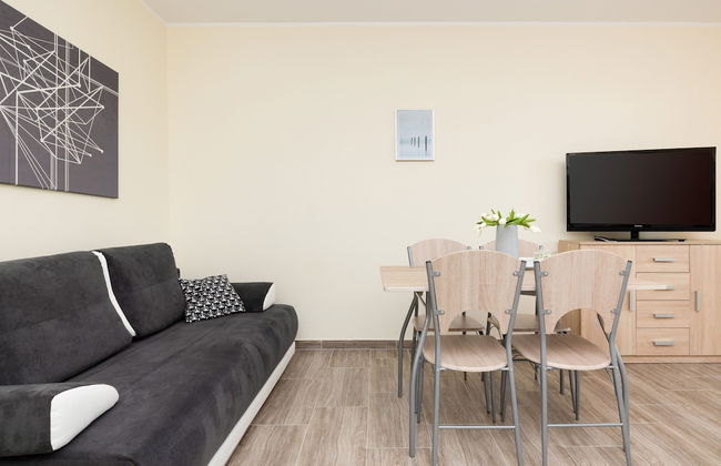 Wrzosowo 72 Apartments by Renters - Photo 24