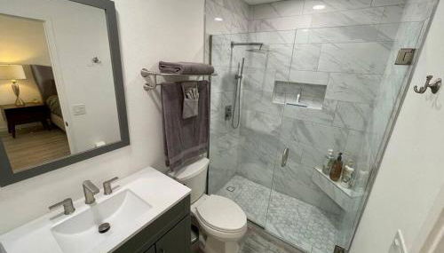 MCM Condo Downtown Palm Springs - Foto 4, towels, Shower