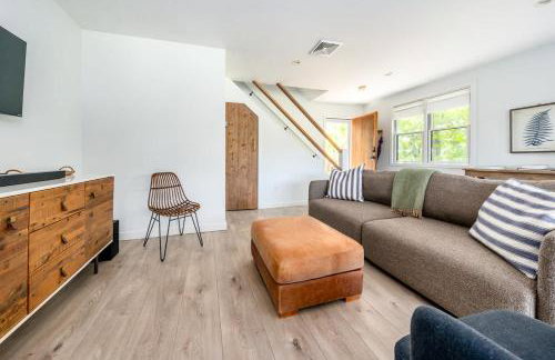 Newly Renovated Waterfront Cottage - Foto 9