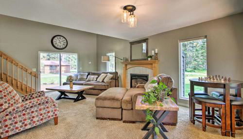 Creekfront Lincoln Home, Steps from Downtown! - Foto 3