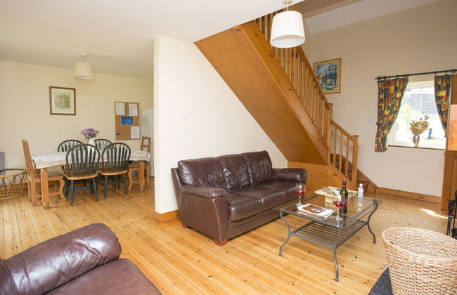 3 bedroom House in Wicklow with garden - Photo 8