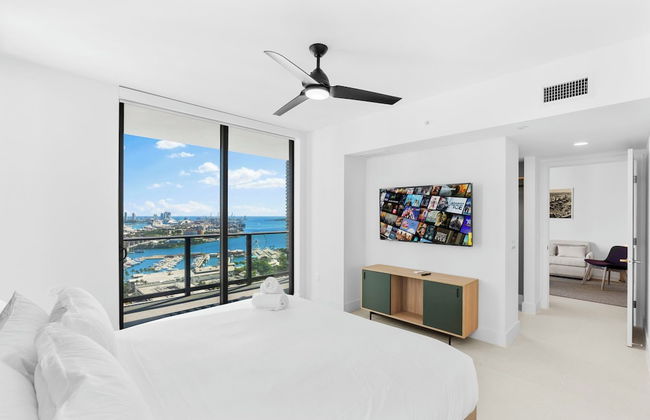 Luxury Condos in Downtown Miami - Photo 8