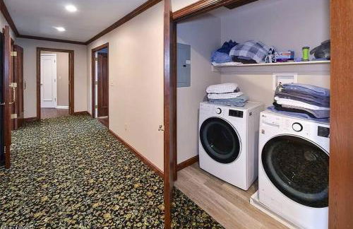 12,700 sf 8 Room Mansion on 18 acres - Foto 50