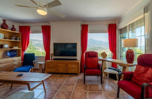 Las Alondras stunning lake views - Foto 9