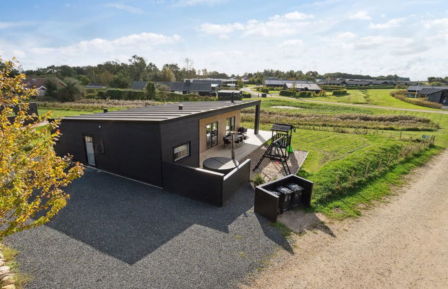 "Harrieth" - 300m from the sea - Foto 5