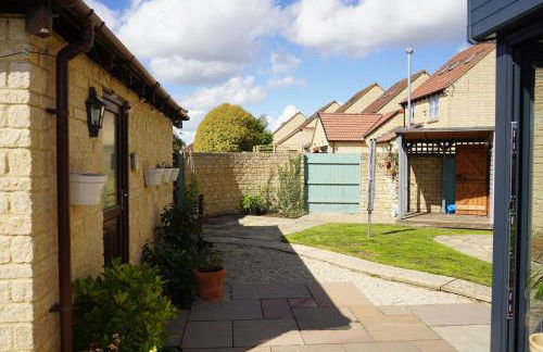 Atworth Haven: 4-Bed Home with Garden - Foto 42