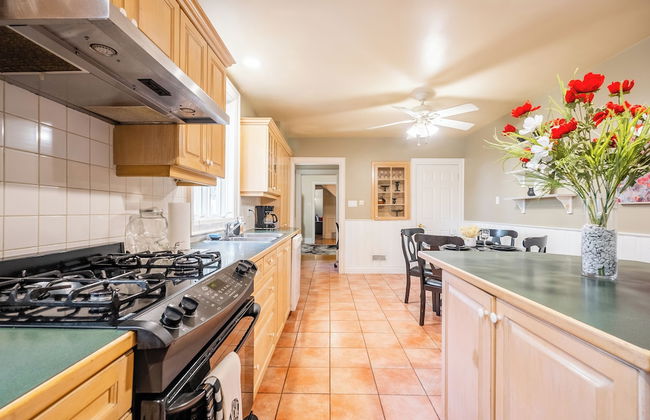 Cozy Houses in Downtown Toronto by GLOBALSTAY - Photo 74