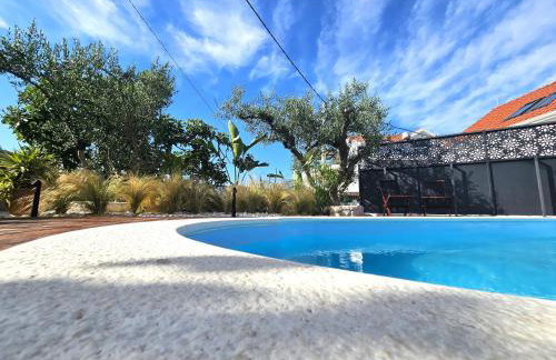 The Three Flowers Pool House - Foto 14