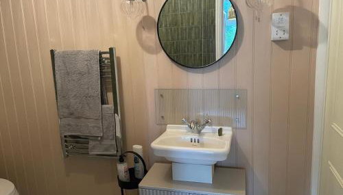 Guildford Kip - Photo 5