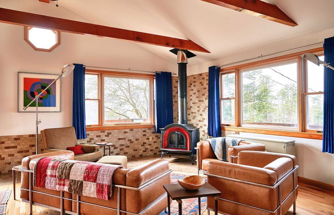 Meadow House at Seminary Hill by Avantstay - Photo 1