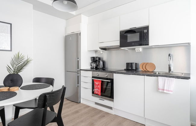 Spacious 1BR Apartment with Balcony in Downtown - Foto 5