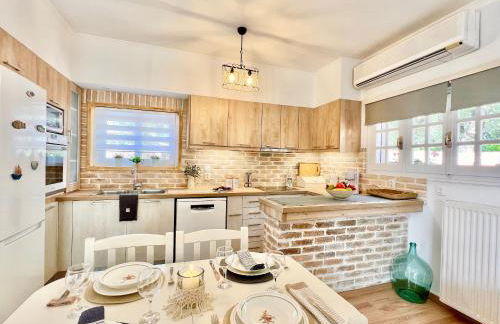 Villa Evmaria with private swimming pool - Photo 23