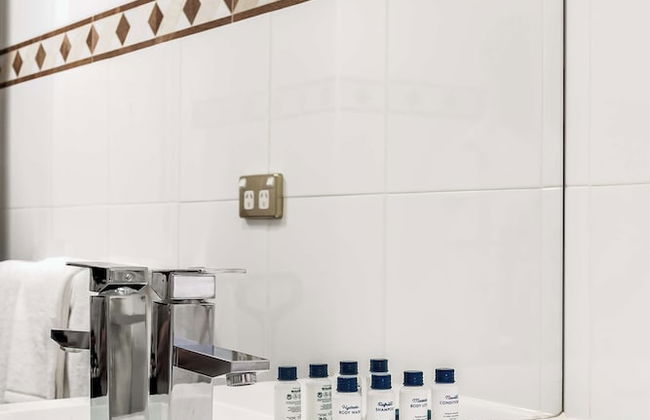 Oaks Sydney Castlereagh Suites - Photo 70