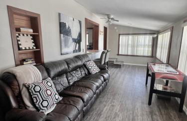 Spacious Lake Retreat for Families - Foto 18