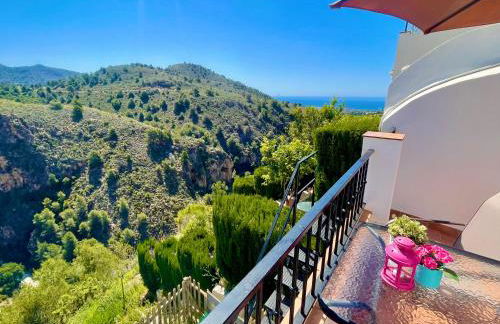 Apartamentos Axarquia , Frigiliana, terraza privada con vistas a la montaña rio y al mar - Photo 44