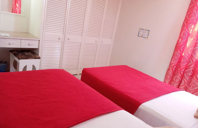 Cumber's Tropical Apartments - Foto 11