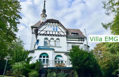 Luxus Ferienhaus Villa EMG Dortmund in Ennepetal, nah Düsseldorf, Köln mit Tennis Court, Garten, Kamin für Familien Gruppen bis 20 Personen - Foto 58