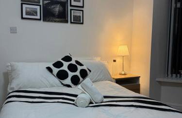 Britlodge Ruskin Ave Home - Photo 1