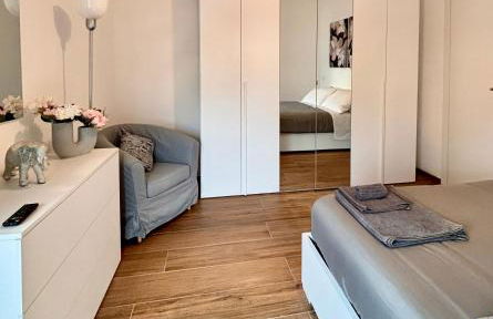 modern renovated home near city center & transit - Photo 20