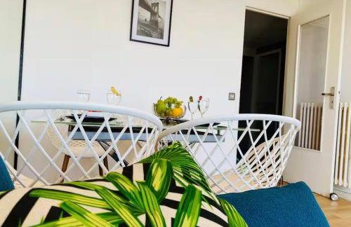 Panoramic Sea View - Terrace - Air Conditioning - 2 Bedrooms - Wifi - Kitchen - Tram - Foto 12