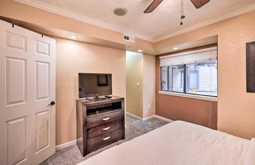 Condo with Patio and Pool Access in Greenwood Village! - Foto 11