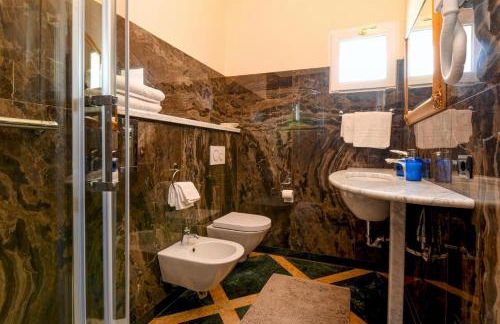 Private Luxury Villa with Pool - Foto 44