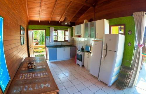 Casa Vista Privilegiada: Piscina e Conforto - Foto 14