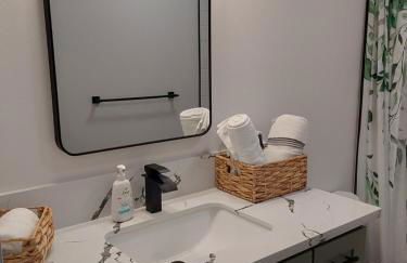 Ainaloa Home of Big Island for Queens size bedroom - Photo 21